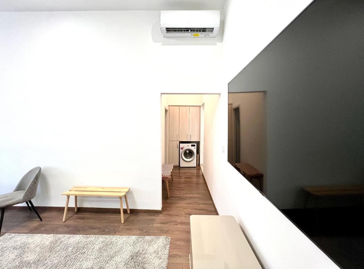 Wonderful Design Apartment In The City Centre Budapest Exterior photo